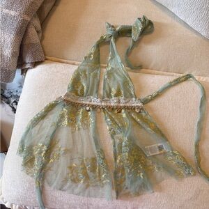 Elegant Sheer Lace Halter Bralette - Green and Gold